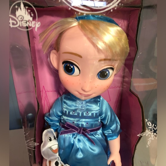 Disney Animators Collection Elsa and Anna Dolls - Picture 4 of 5
